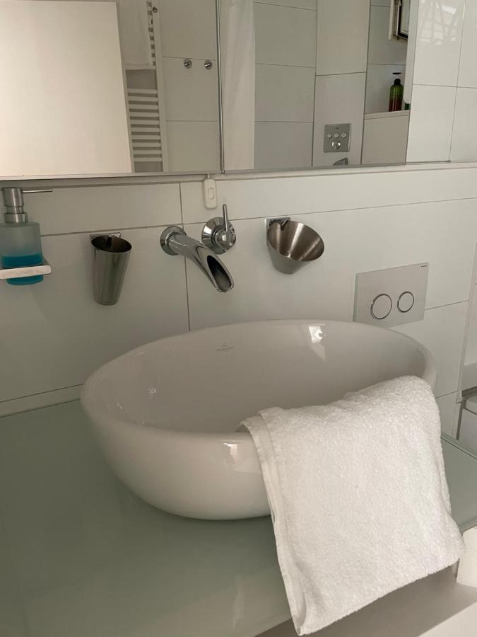 Apartment Im Rosentraum Mit Privater Terasse บาเดน-บาเดน ภายนอก รูปภาพ